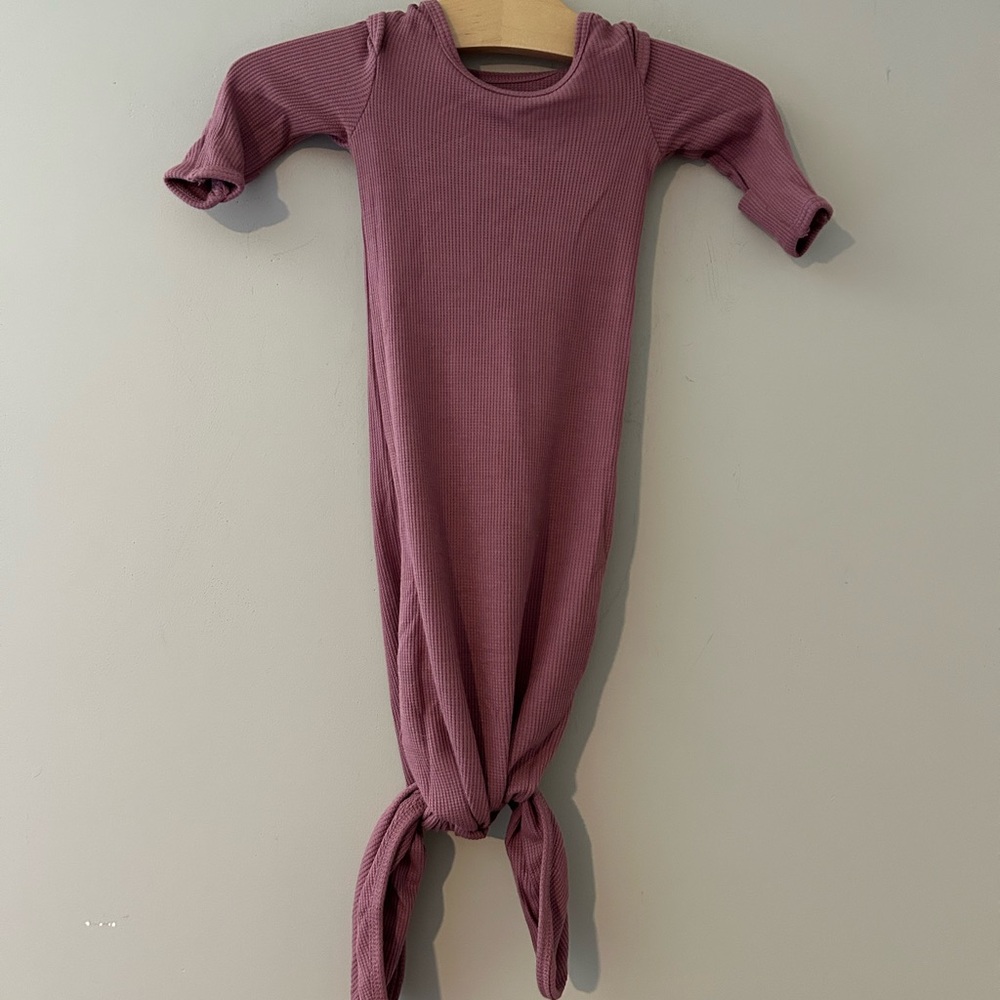 $23 ADD ON Caden Lane Bamboo waffle‎ Infant Knotted Gown 7-14lbs Newborn kyte